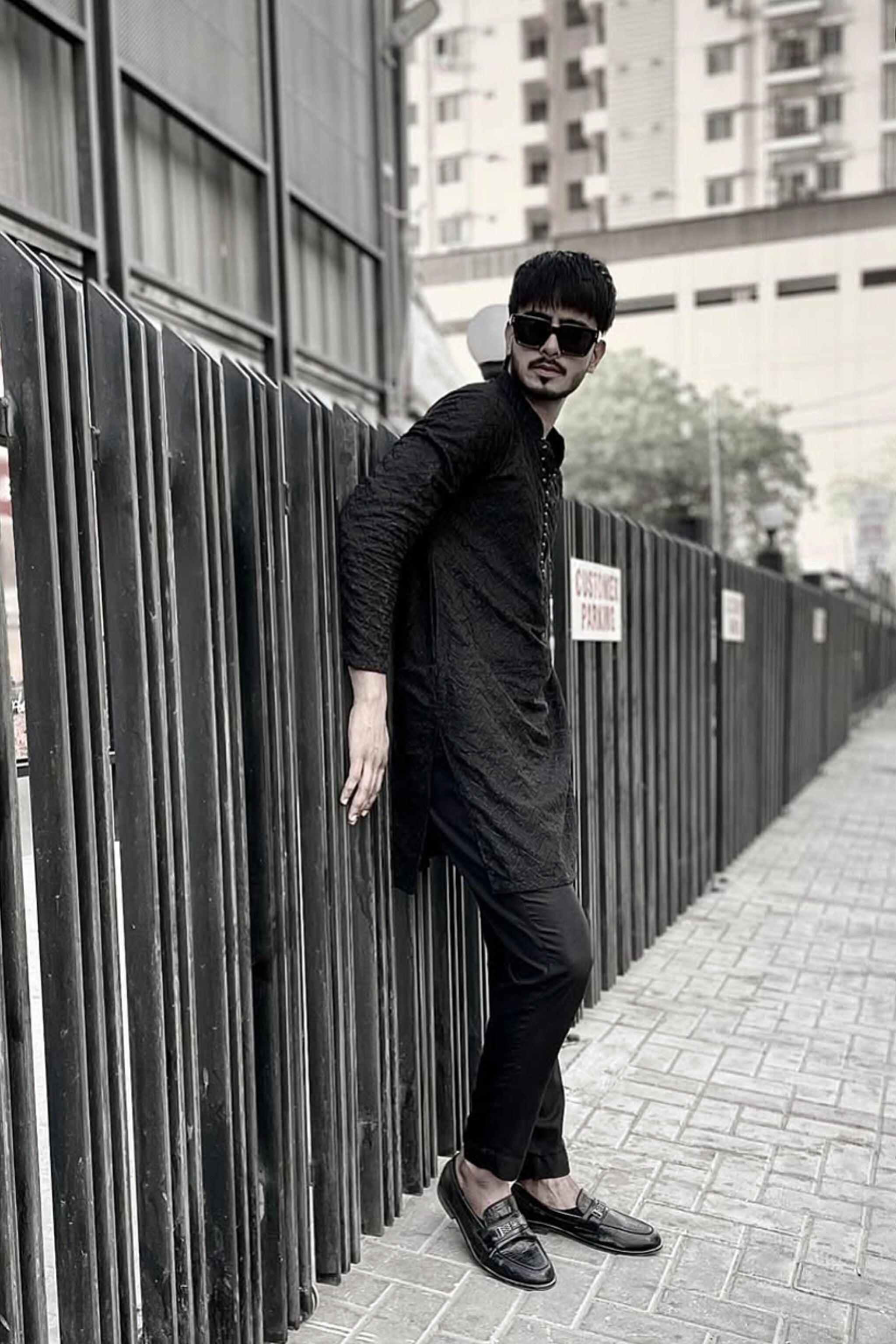 | BLACK CHICKEN KAARI KURTA PAJAMA|