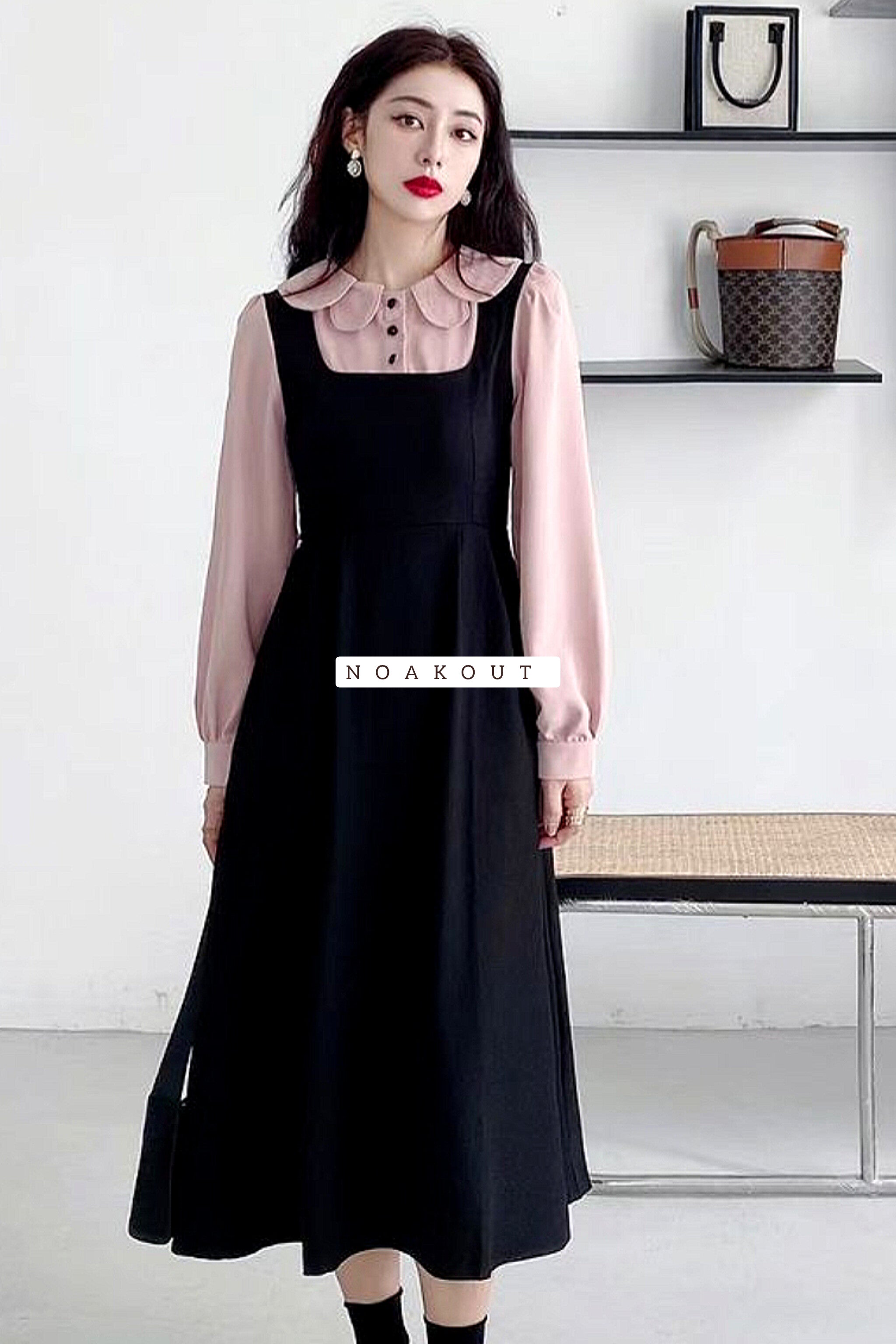 | BLACK PINAFORE GOWN |