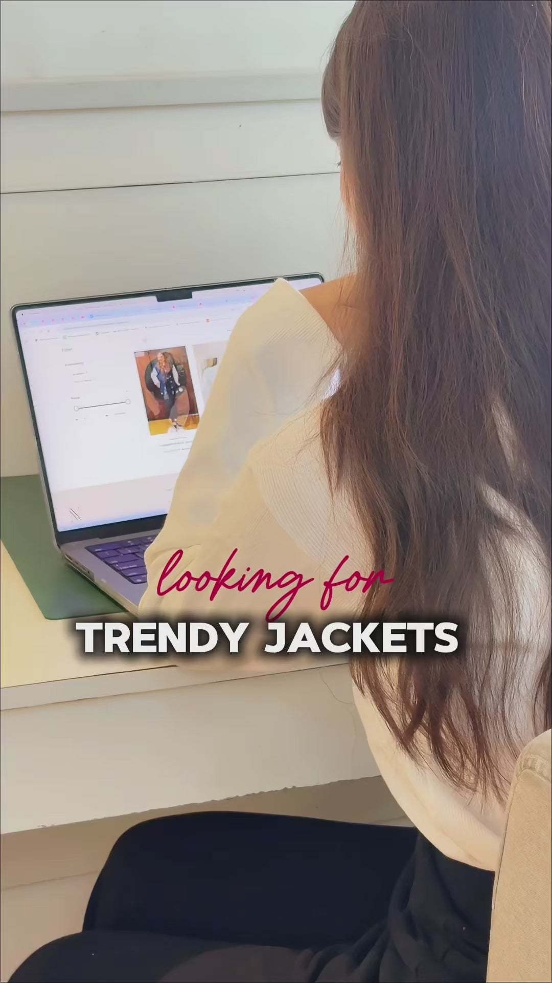 | VERSITY FLEECE JACKET |