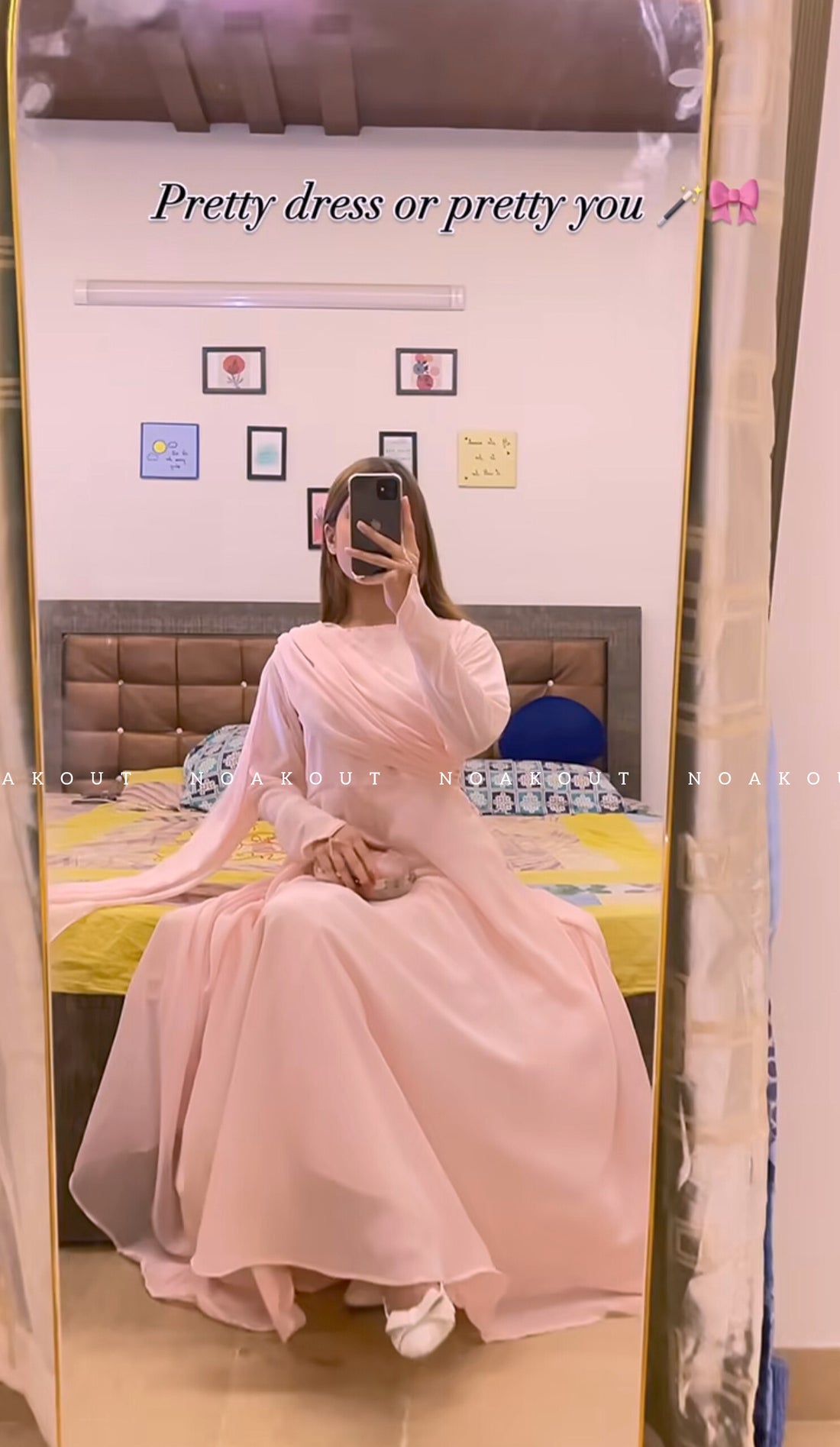 { ELARA CRYSTAL MAXI }