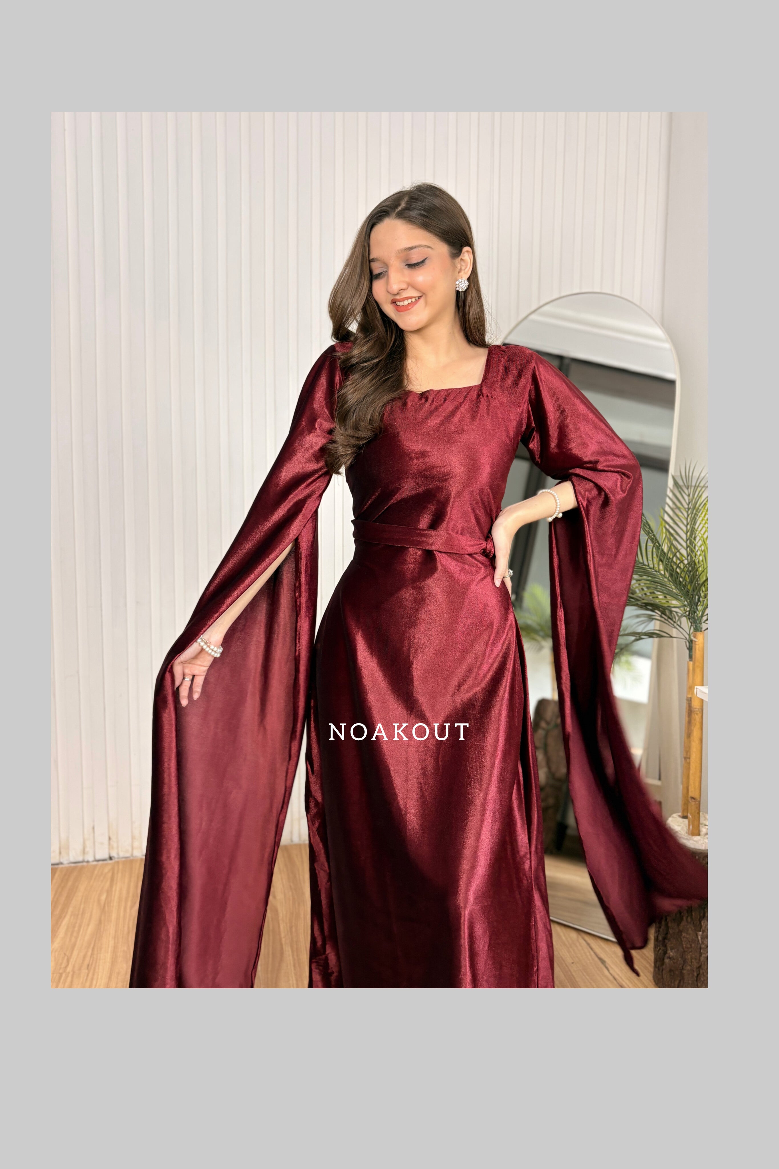 { VELVET STATEMENT SLEEVES DRESS }