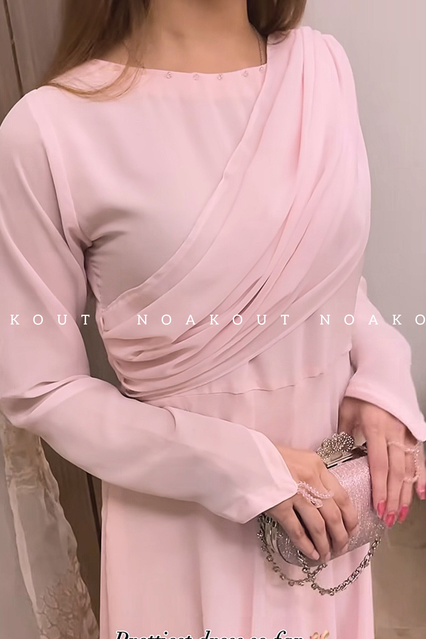 { ELARA CRYSTAL MAXI }