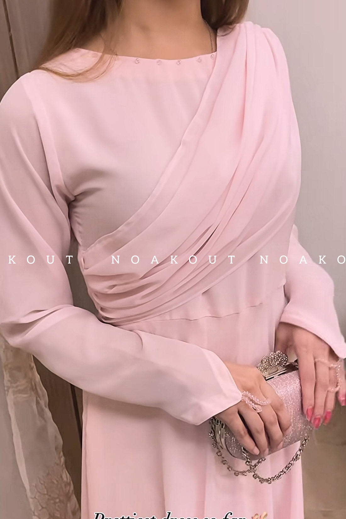 { ELARA CRYSTAL MAXI }