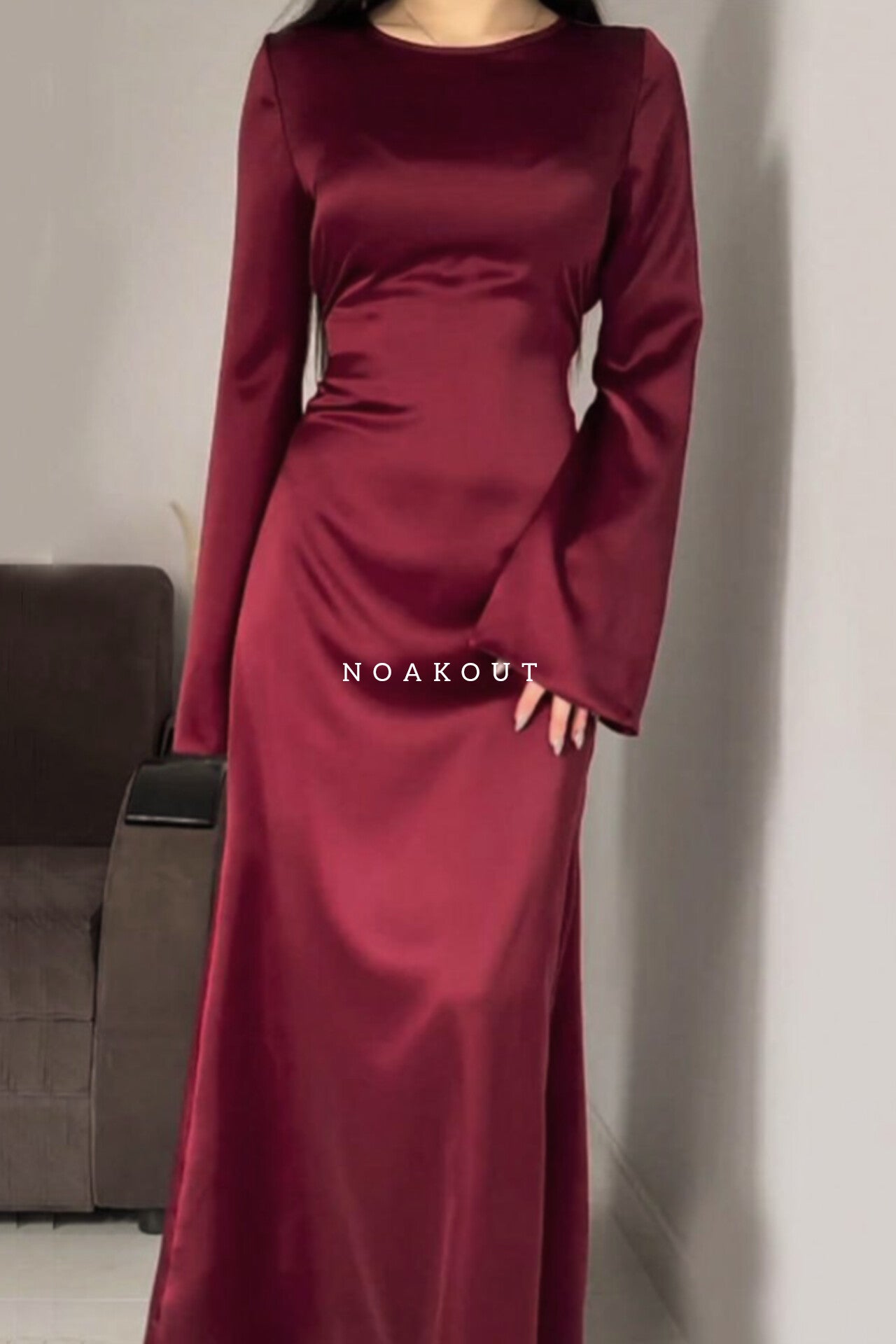 { ELEGANT SILK GOWN }