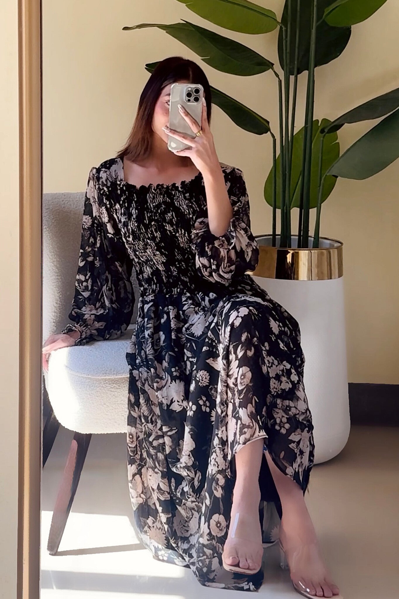 { BLACK FLORAL SMOCKED DRESS }