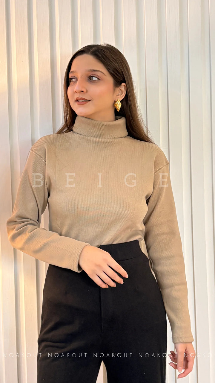 | TURTLE NECK SWEATER |