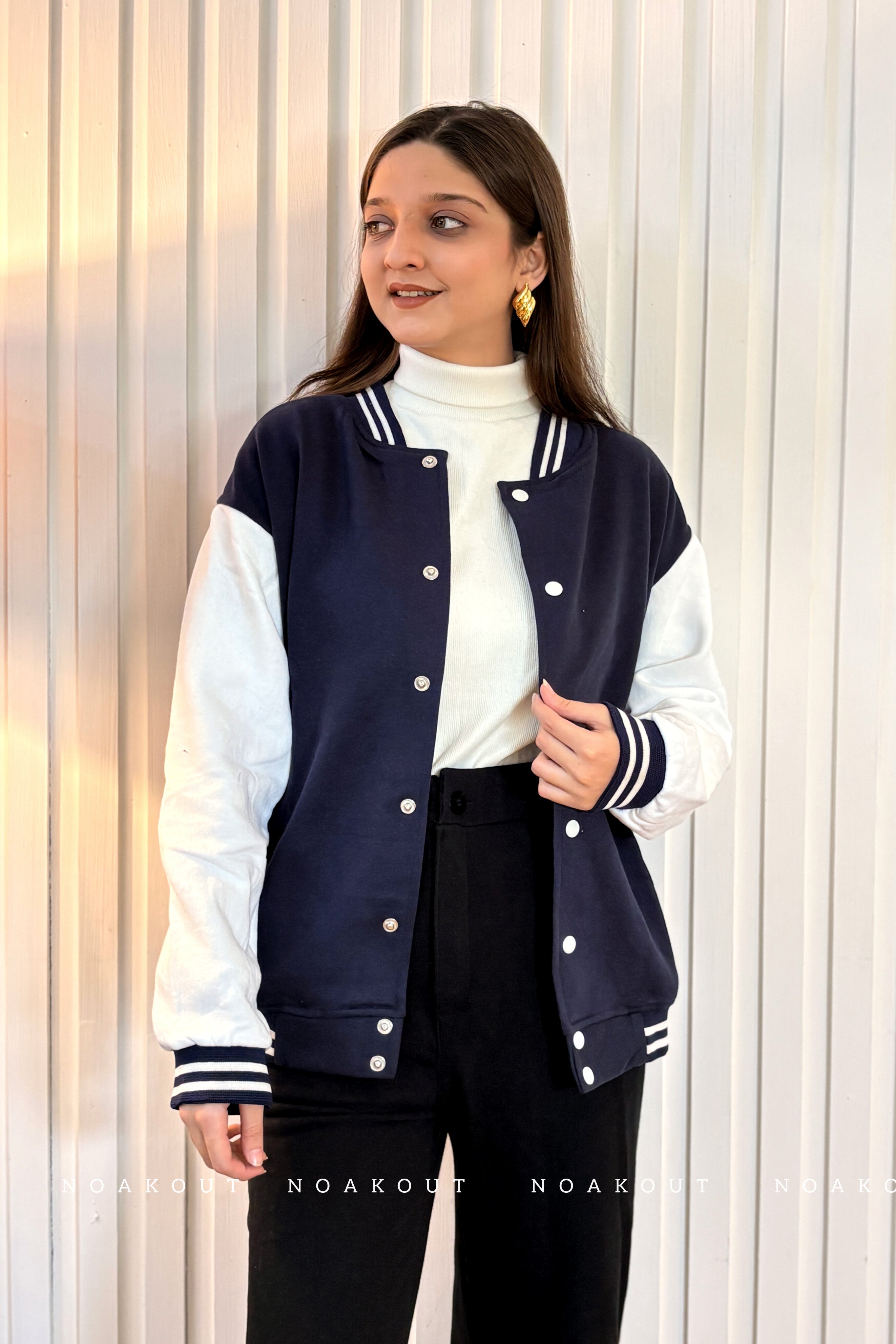 | VERSITY FLEECE JACKET |